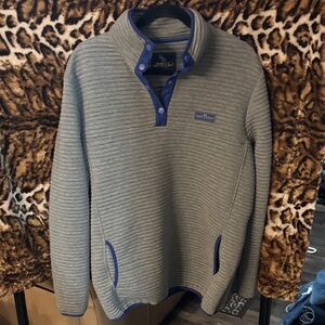 Simply Southern women’s pull over button up top XL